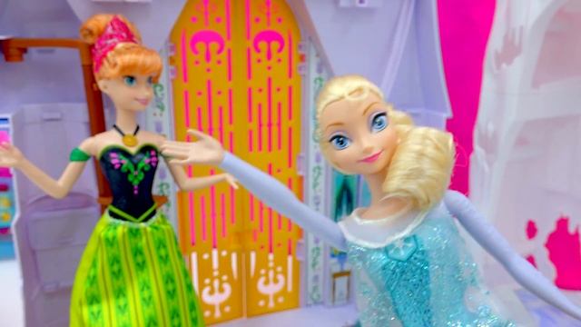 2 Singing Disney Frozen "Let It Go" Queen Elsa and Princess Anna Dolls Toy Review Cookieswirlc Vide смотреть онлайн