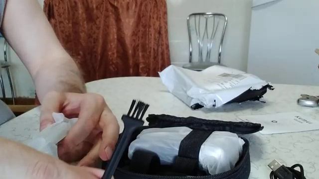 Электробритва Kemei