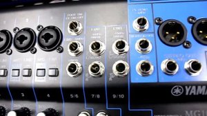 Микшерный пульт Yamaha MG10XU