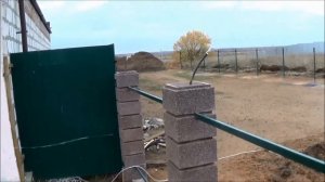 СВОИМИ РУКАМИ строим забор из декоративных наборных бетонных блоков. ПОШАГОВАЯ ИНСТРУКЦИЯ.