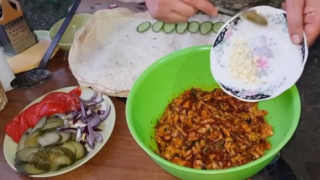 Шаурма на огне #Шаурма #Бухтарма #Мангал #Кавказскаякухня #ДегустаторТолстов