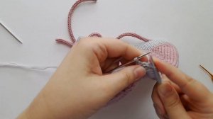 Мастер-класс как связать спицами милые кошачьи ушки для шапочек, комбинезонов, капюшонов, балаклавы