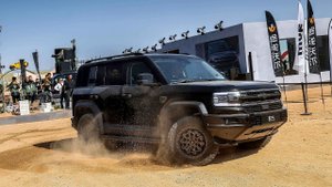 Танковый разворот и запас хода более чем 1100 км. Новый Byd Leopard 5_