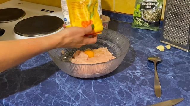 Диетические оладьи из курицы или котлеты из рубленной грудки? // сразу два простых и легких рецепта