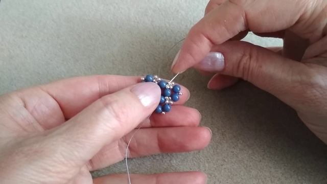 Beaded necklace. Колье из бусин и бисера