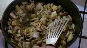 Вкусные шампиньончики в сметане. Чо ПОХАВАТЬ.#чопохавать