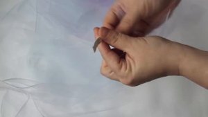 Двухцветная юбочка из фатина для куклы