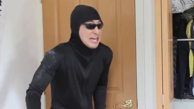 Я НЕНАВИЖУ МЕМЫ (Русская озвучка)