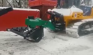 Плуг лесной ПЛП-135 Леспромресурс для бульдозера ДСТ-Урал D10Б