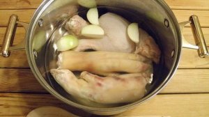 Холодец из свиных ножек