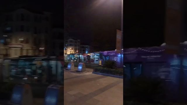 Вид из окна отеля. Нишанташи. Ночной Стамбул