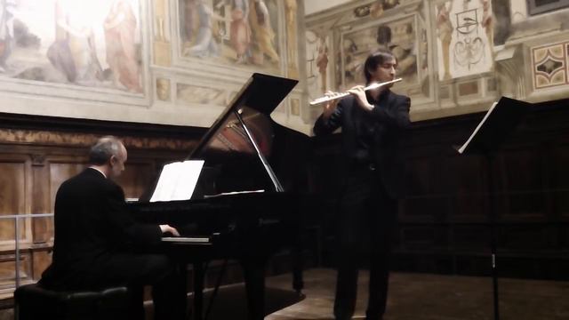 Schubert/Böhm: Ständchen (Serenade) - S. Zampetti, flute; C. Zampetti, piano смотреть онлайн