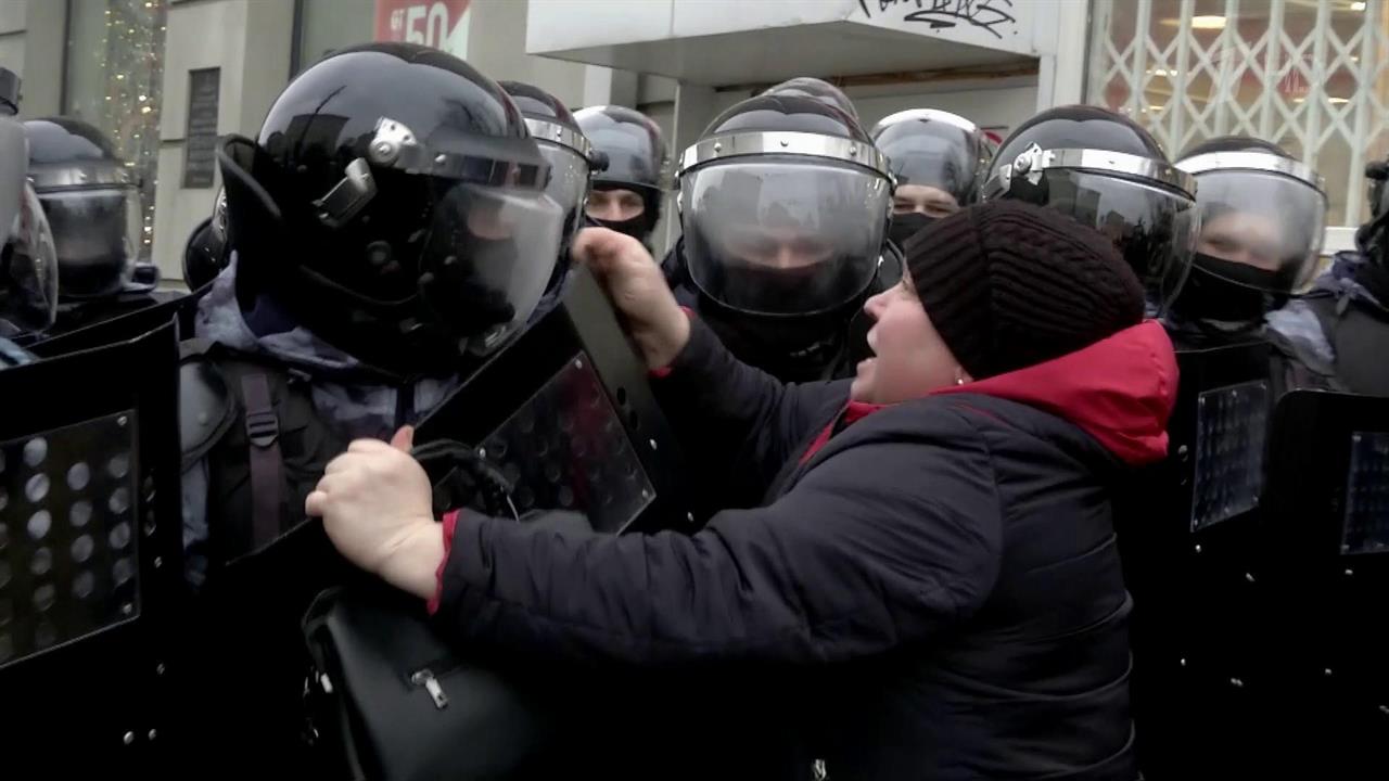 Вести след это. Аресты детей на митинге. Протесты в поддержку Алексея Навального. Навальный 2023.