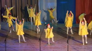 Танец цыплят