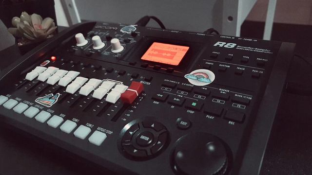 Zoom R8 | Chilled Boombap | смотреть онлайн