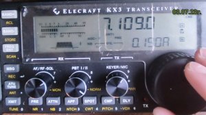 Диапазон 40-м. слушаю на Elecraft KX3 band 40m.