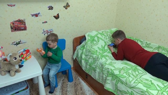 УРОНИЛИ ТЕЛЕФОН. Что скажут РОДИТЕЛИ ? смотреть онлайн