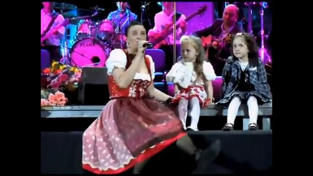 Елена Ваенга - МегаЧеловек! смотреть онлайн