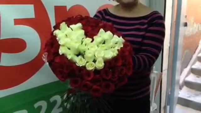 Букет 101 роза Сердце смотреть онлайн