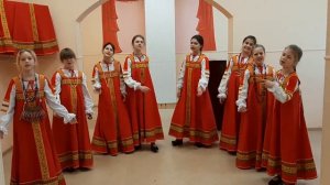 "Молодая,молода", русская народная песня. Исполняет фольклорный ансамбль "Забава"