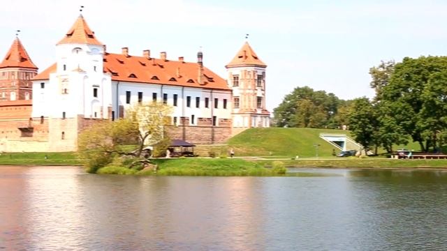 Белоруссия - Минск. Первый раз. Что посмотреть? Мирский замок. смотреть онлайн