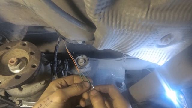 Renault. Duster. Ошибка DF013. Не включается задний мост. смотреть онлайн