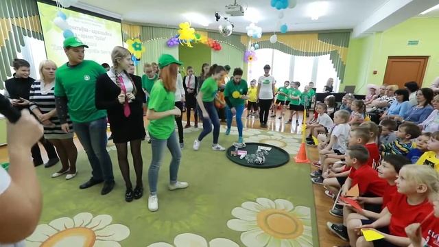 Маленьких витебчан с детского сада обучают экологии и культуре раздельного сбора бытовых отходов смотреть онлайн