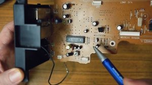 Разбираем старый видеомагнитофон , а что-же внутри ?!