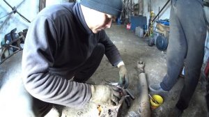 Замена крестовин кардана на грузовике Isuzu Elf 2 часть Перевозчик31