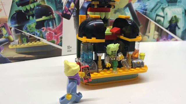 LEGO Hidden Side Newbury Juice Bar / Лего Хидден Сайд «Бар с соками в Ньюбери»