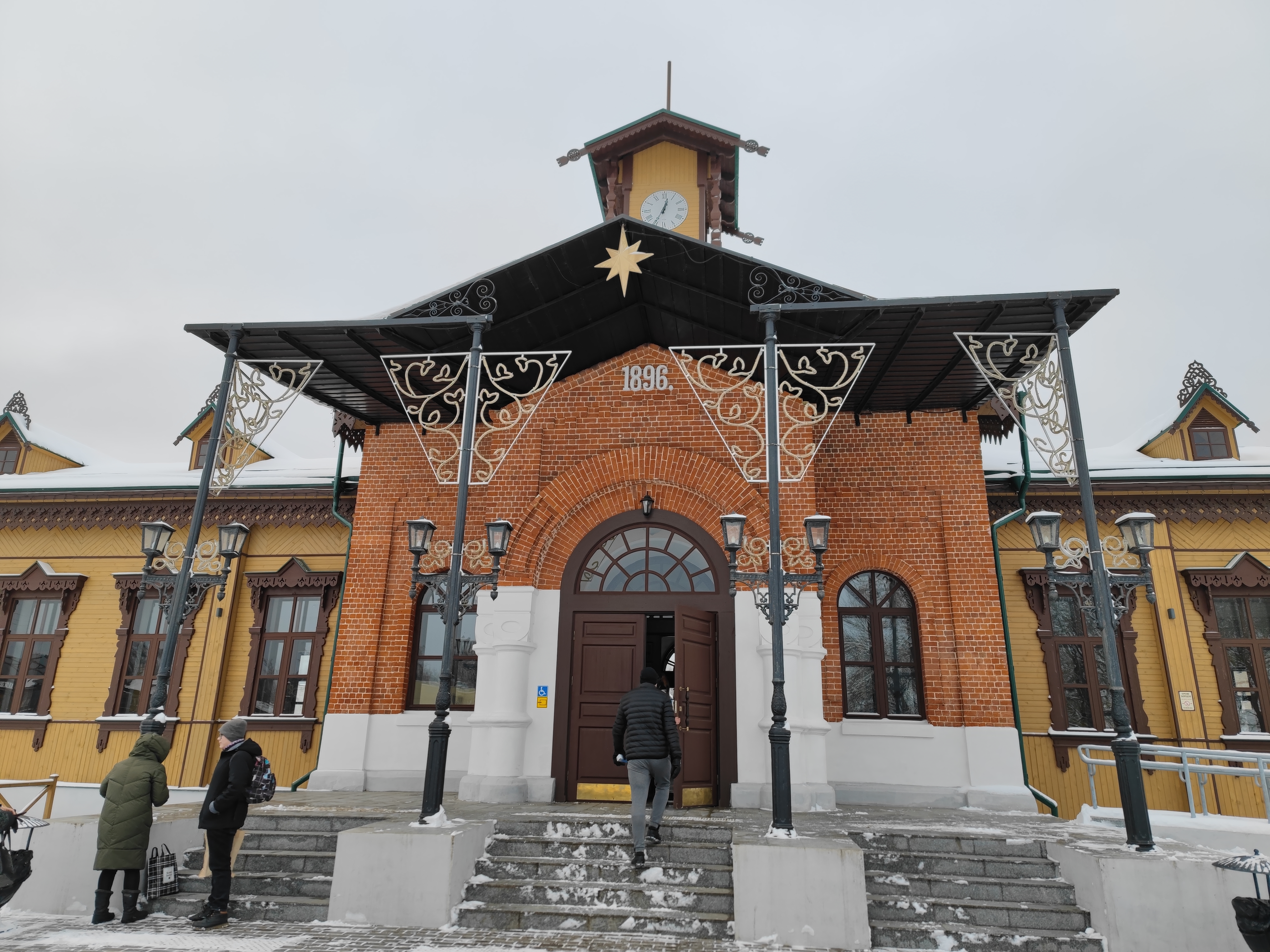 Один из самых красивых вокзалов России. Шуя