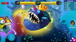 Рыбки в аквариуме Кушают друг друга EatMe.io игра на телефоне