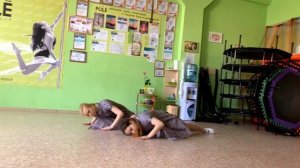Прекрасный танец трио "месяц май" Дню Победы посвящается.