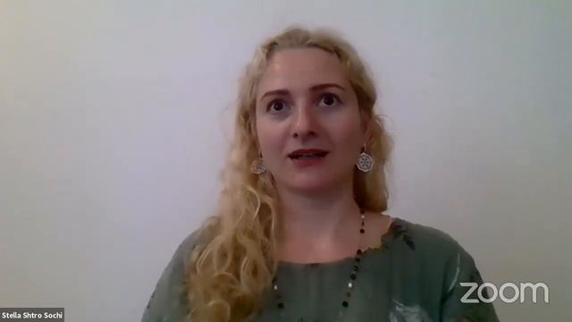 Стелла Штро, практикующий йог | DreamTalks смотреть онлайн