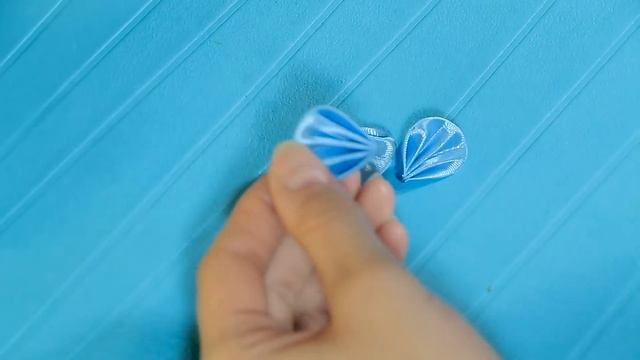 Круглый лепесток в складочку. Лепестки Канзаши. Канзаши для начинающих.Урок № 19.