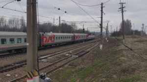 Электровоз ЧС7-099 с поездом Череповец-Москва