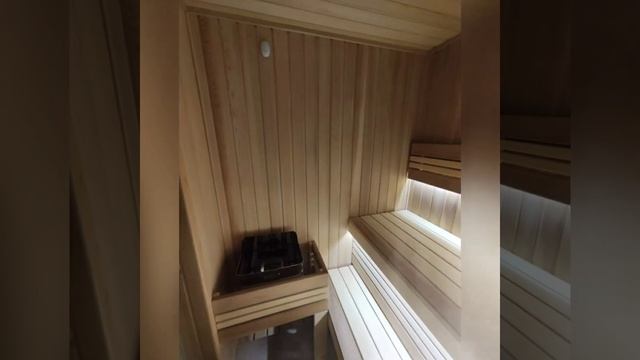 Сборная финская сауна из канадского кедра в Переделкино - компактная семейная сауна в квартире. смотреть онлайн