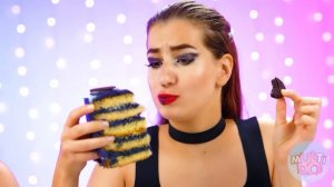 Розовая VS Черная VS Синяя Еда Челлендж | Еда Одного Цвета с Multi DO Food Challenge