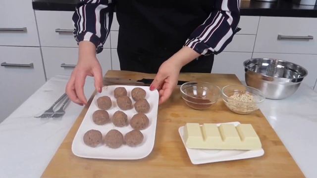 Kinder Bueno Pralinen ganz einfach selber machen / Как сделать Пралине | Bei Sona смотреть онлайн