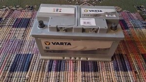 Распаковка - Автомобильный аккумулятор Varta Silver Dynamik 585200080 (85 А/ч)