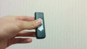 Электронная USB зажигалка электрозажигалка/прикуриватель обзор тестирование инструкция