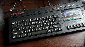 Карманный телевизор Синклера. Включим? | Sinclair pocket TV review | Обзор | Перезалив, Dec '20