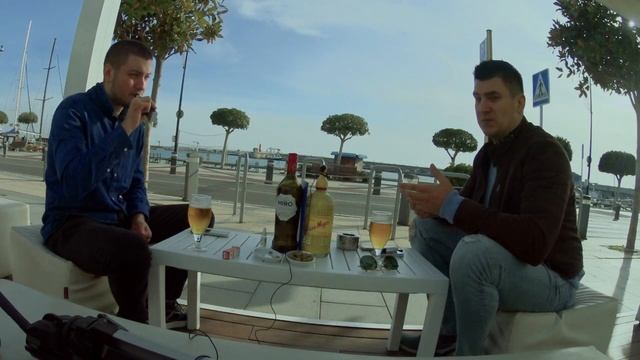 Интервью. Как переехать жить за границу в Испанию на пмж за ПОЛМИЛЛИОНА Рублей. смотреть онлайн