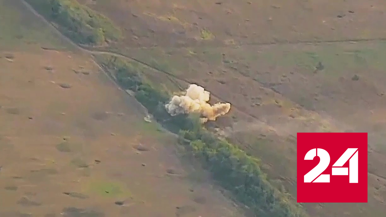 Точный удар по бронетехнике ВСУ под Урожайным сняли на видео - Россия 24