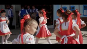 Танец "Топотушки" дети Тараклии