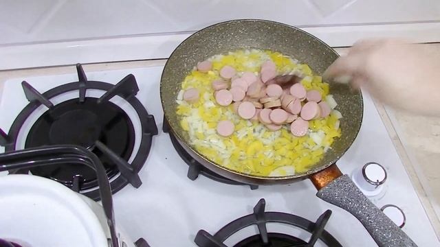 Очень вкусная яичница / сытный завтрак