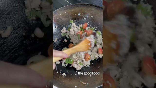 𝐒𝐢𝐦𝐩𝐥𝐞 𝐒𝐩𝐚𝐠𝐡𝐞𝐭𝐭𝐢 𝐁𝐨𝐥𝐨𝐠𝐧𝐞𝐬𝐞 смотреть онлайн