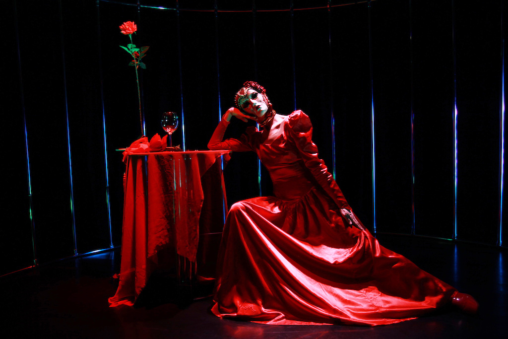 06.04.2023г.Театр «ЧерноеНебоБелое» спектакль «Магритт». смотреть онлайн