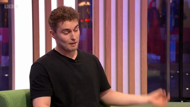 Sam Fender on The One Show (2022): Interview смотреть онлайн