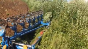 Трактор К 701 + плуг LEMKEN Diamant 7+1 L120 1